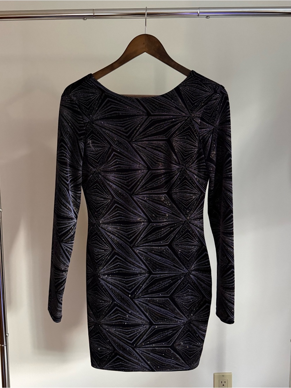 Black Sparkle Geometric Long-Sleeve Bodycon Dress